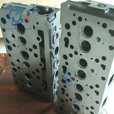 La cabeza de cilindro del motor diesel Kubota D1105 para excavadora U15 17 20 25 30 35