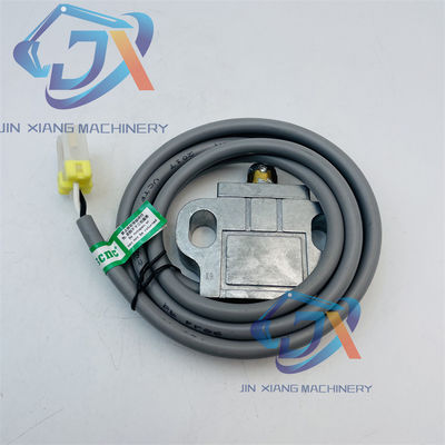 STAR ZEBRA 023-06-56210 Excavadora PC120-5 PC120-6 Piezas eléctricas de viaje Motor con interruptor de marcha