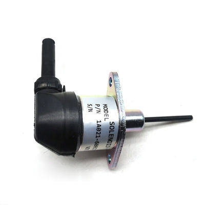 tractores de Spare Parts For KUBOTA del excavador del solenoide del cierre de combustible de 1A021-60017 12V
